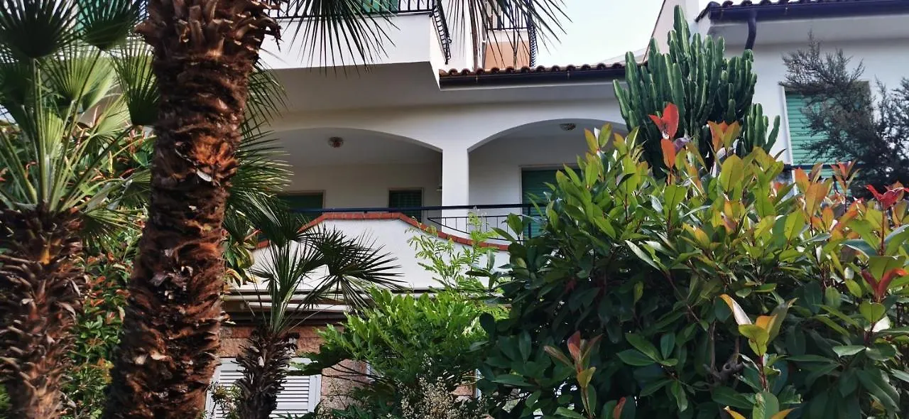 Aparthotel Residence Dei Fiori Pietra Ligure