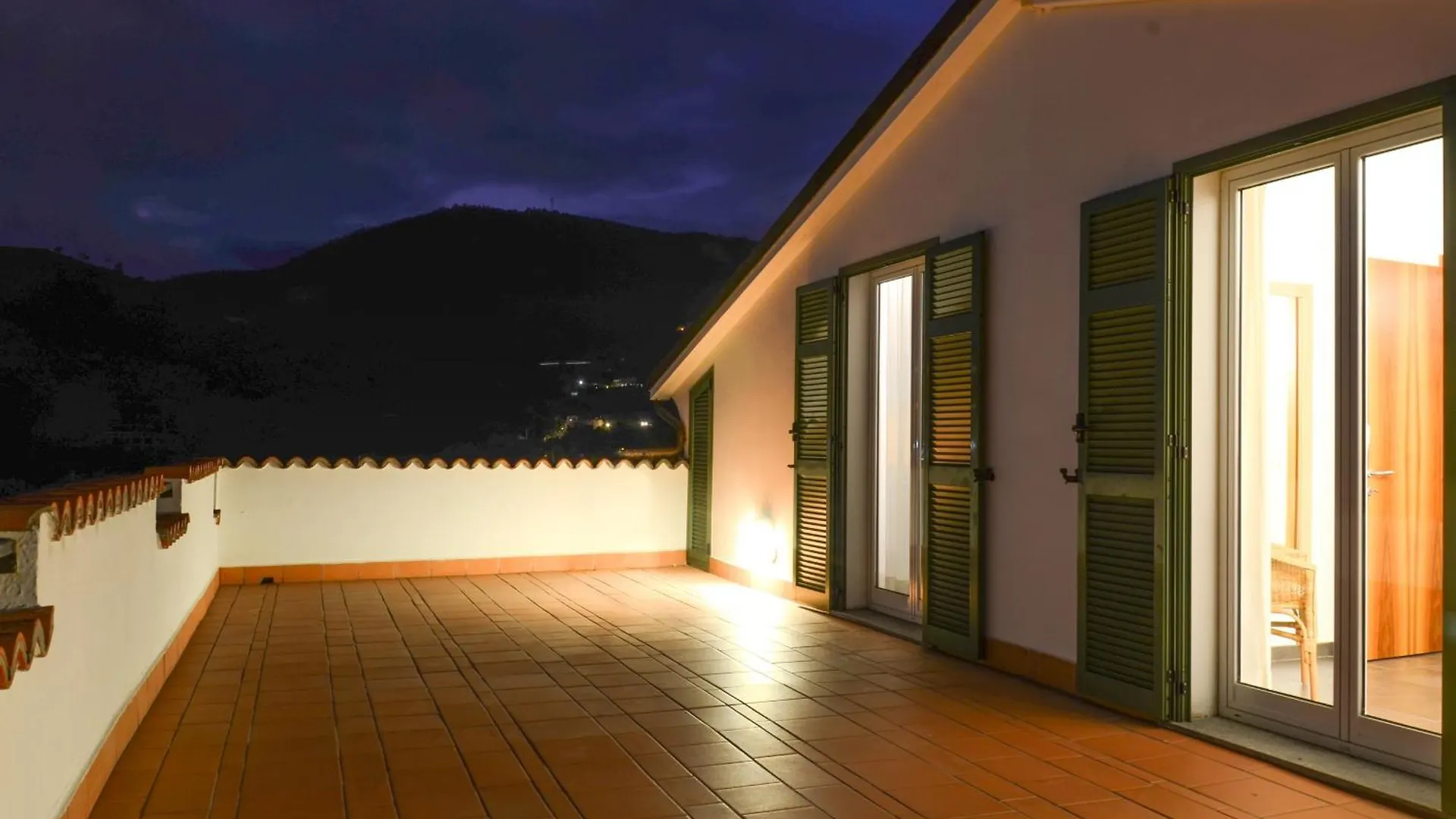 Aparthotel Residence Dei Fiori Pietra Ligure