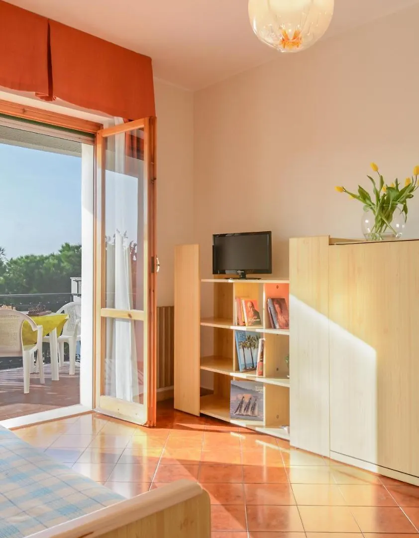 Residence Dei Fiori Pietra Ligure 3*,