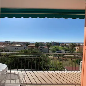 Very Cosy House With Fabulous Sea View! Appartamento