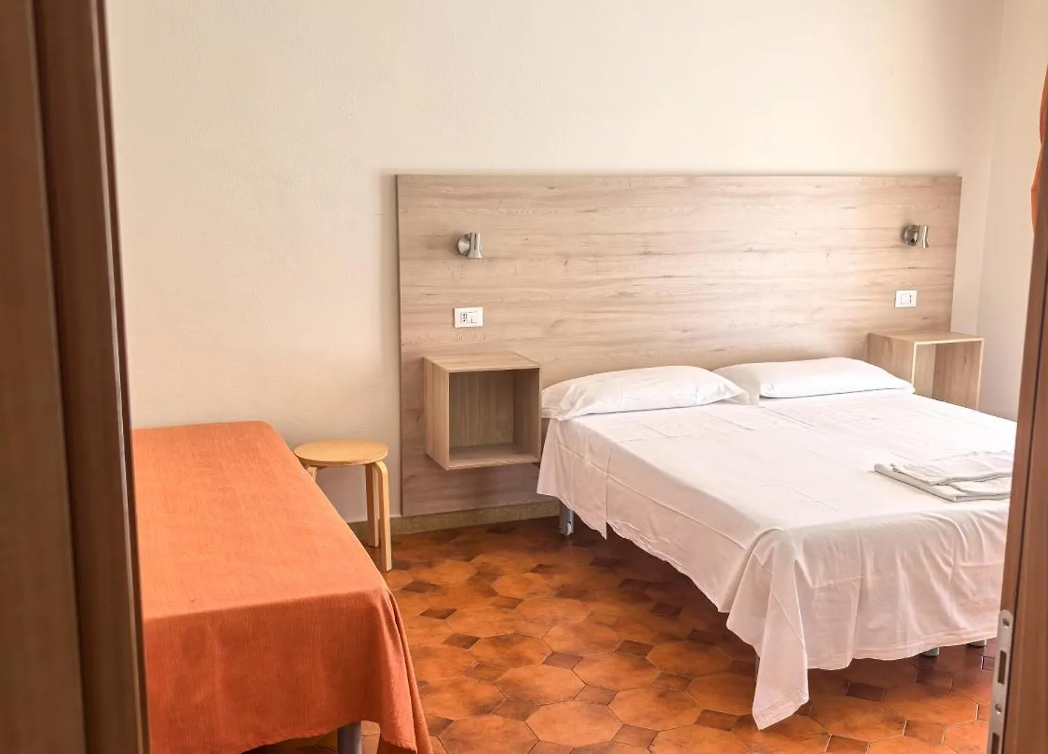 Aparthotel Residence Dei Fiori Pietra Ligure