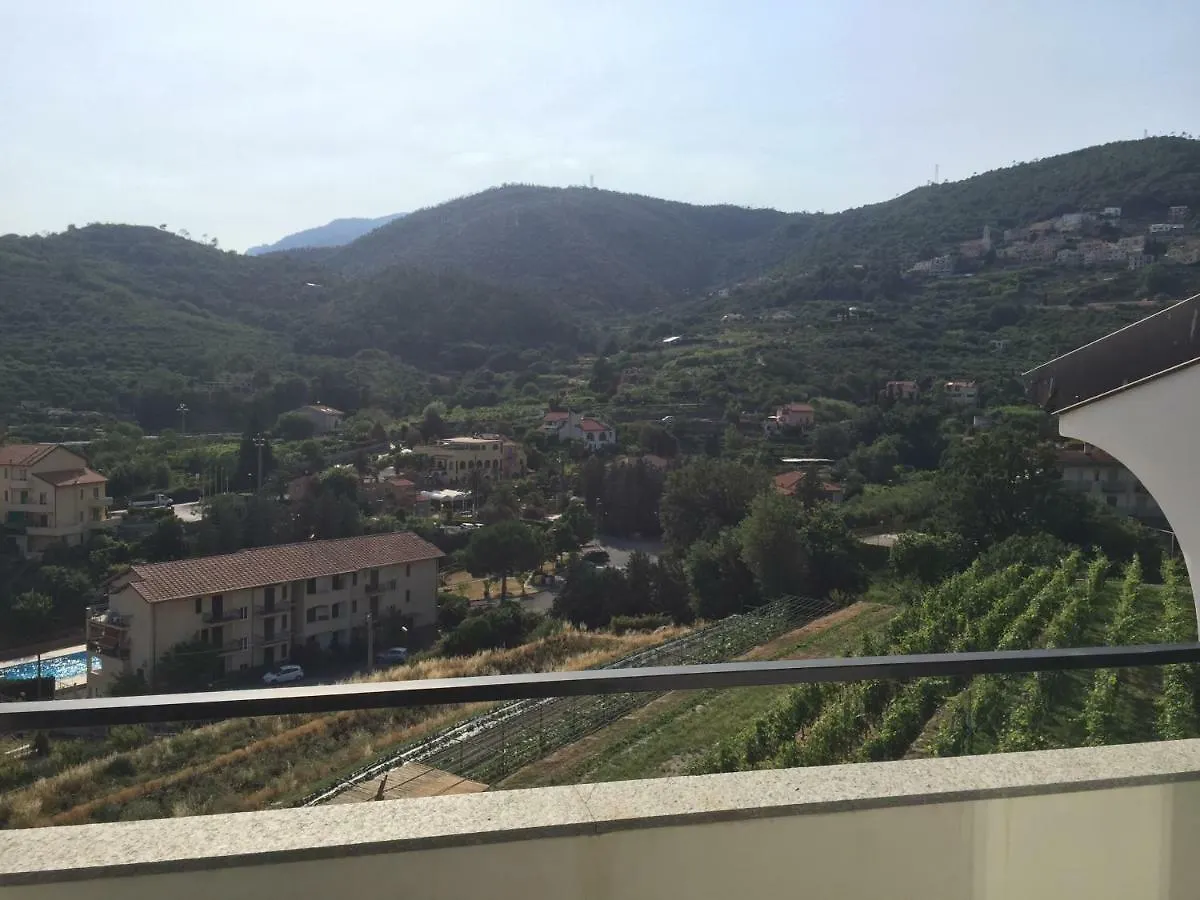 Residence Dei Fiori Pietra Ligure Aparthotel